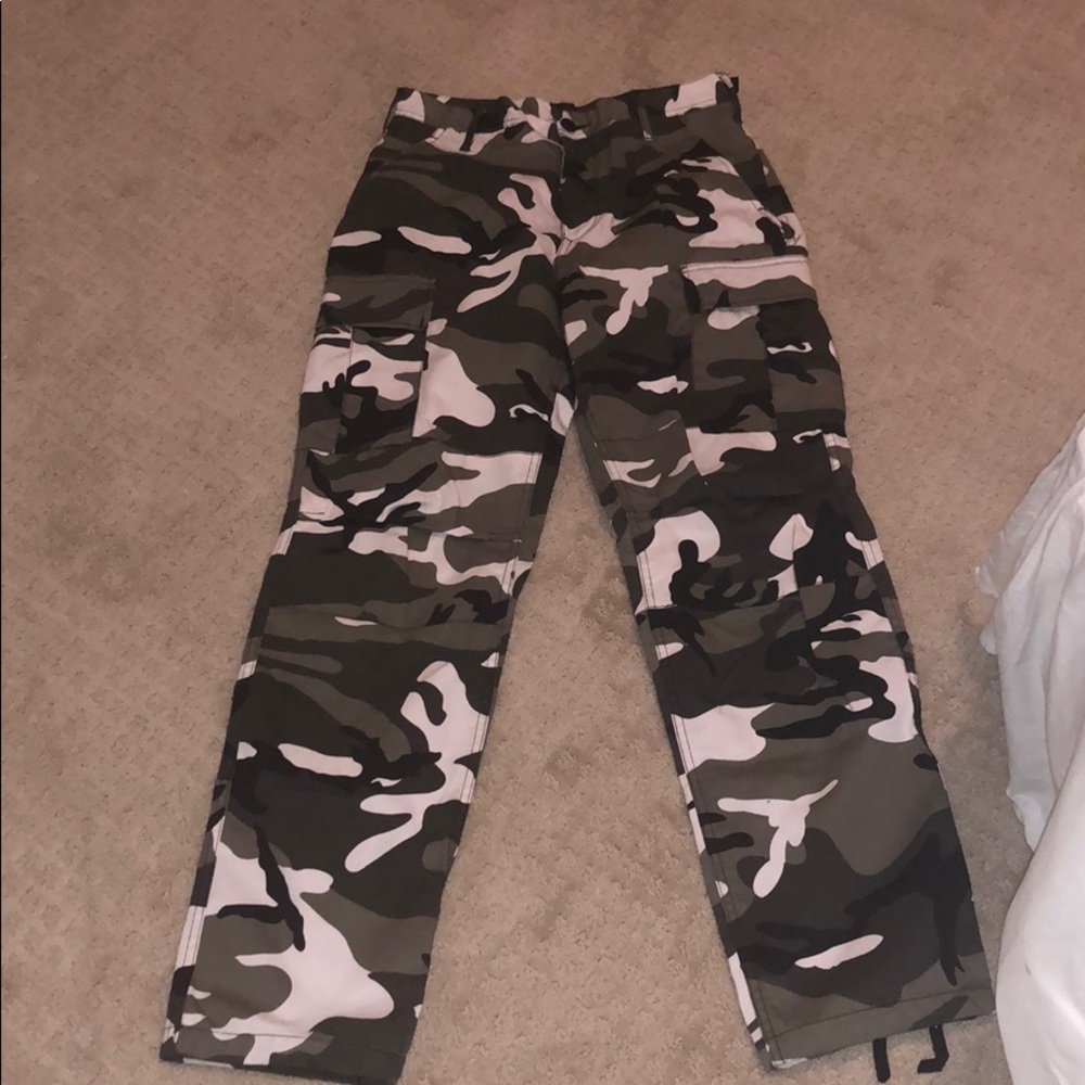 Camo pants